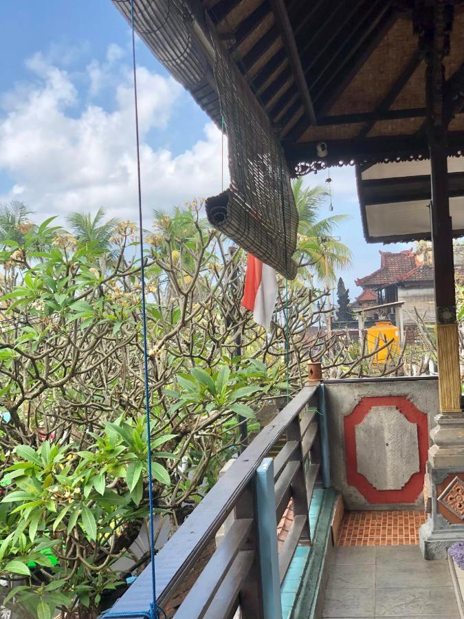 Kayuna Homestay Padangbai  Exterior photo